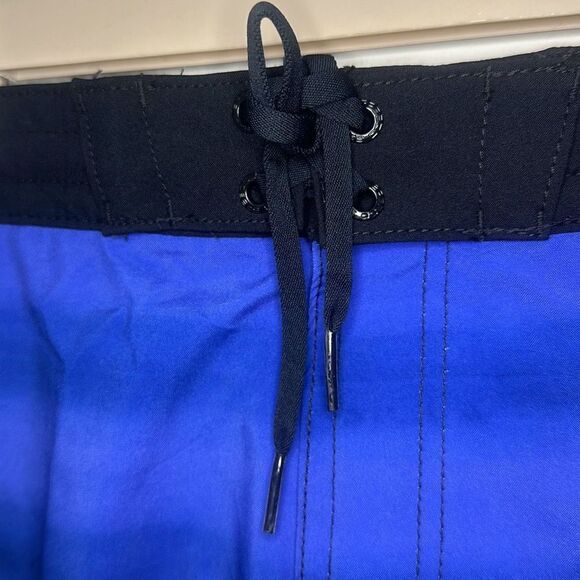 NWT Speedo Mens Blue Onshore Tide Bondi Basin Boardshort 20"‎ Size Medium - Picture 5 of 9